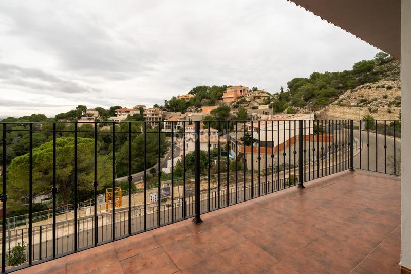 Foto 10d010b4-cb10-4369-a819-da1041ed952a. Chalet venta chalet en Bonavista-Lago San Lorenzo Cullera