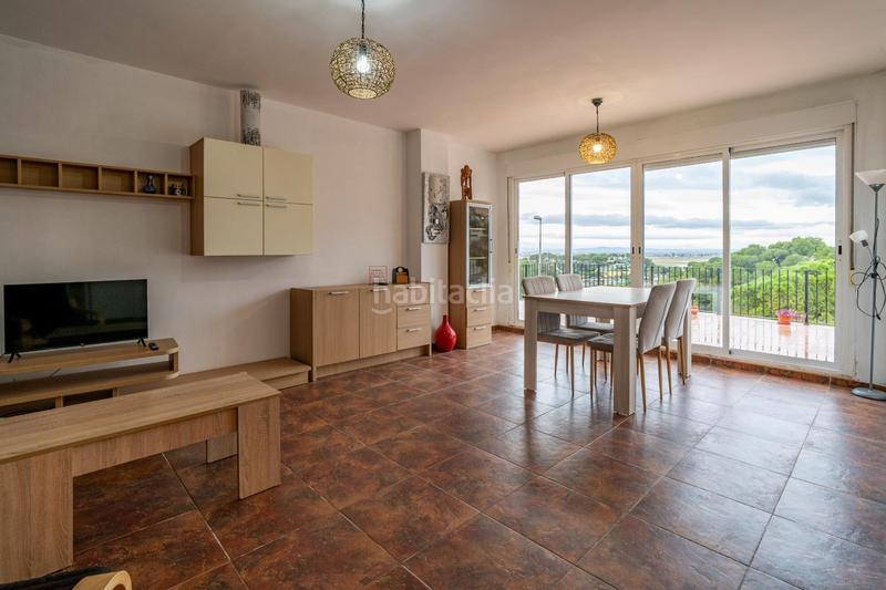 Foto 273bae5d-e96d-4bd2-9367-fa94b164d4aa. Chalet venta chalet en Bonavista-Lago San Lorenzo Cullera