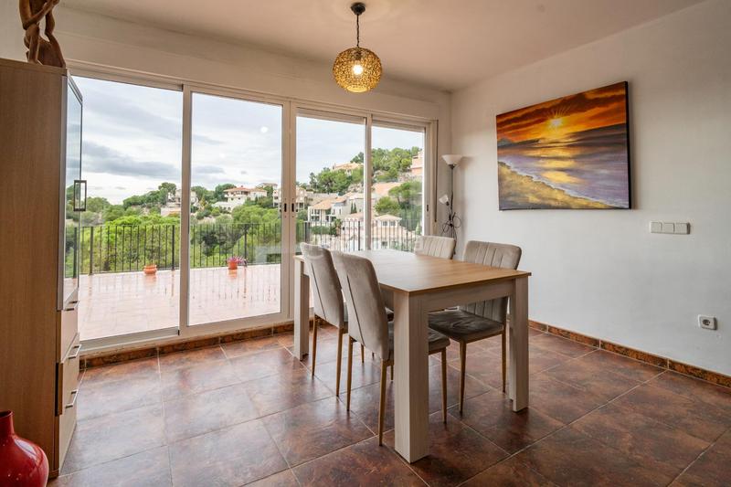 Foto 843f0c60-c475-42b1-86e6-cb6e5c4b8289. Chalet venta chalet en Bonavista-Lago San Lorenzo Cullera