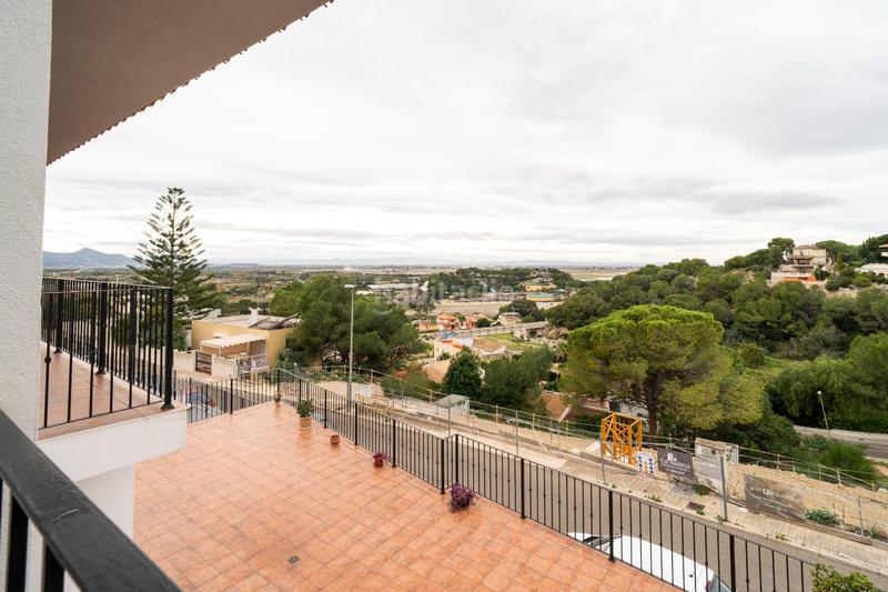 Foto f050992c-1d51-48ba-bfdc-5ea1c4a5ba0b. Chalet venta chalet en Bonavista-Lago San Lorenzo Cullera