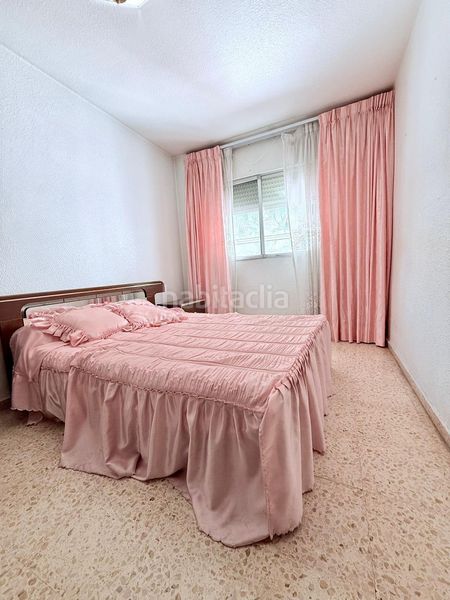 Foto 68f4d8ba-9c88-4bca-9e80-7d27d6d2ea52. Pis amb aparcament a Malva Rosa Valencia