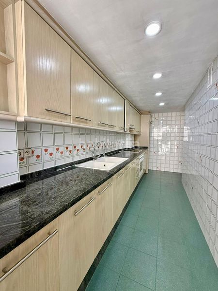 Foto a8c5c672-3195-47f8-b7c7-2c4391a6d09a. Pis amb aparcament a Malva Rosa Valencia