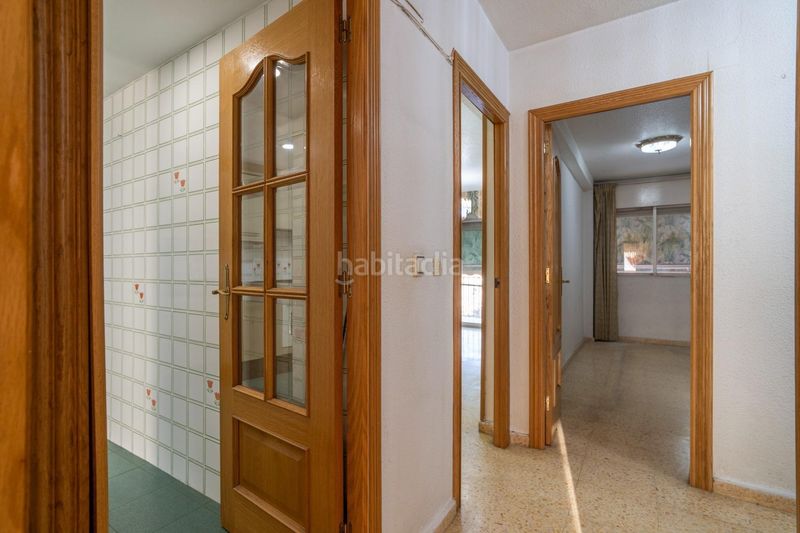 Foto c3615f93-dda7-4132-b1bb-7b34e7b3a037. Pis amb aparcament a Malva Rosa Valencia