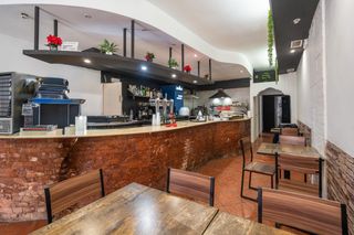 Transfer Business premise in Plaza Xúquer. Bar en traspaso