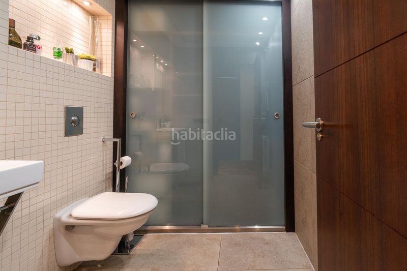Foto 488bb007-437b-4b4c-b148-171022c55315. Casa amb calefacció aparcament a Benetússer