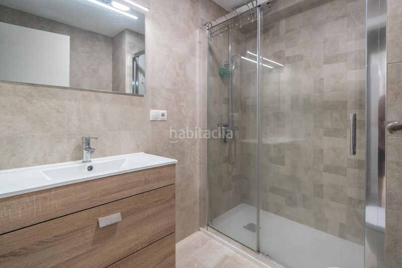 Foto f3d9e5f9-b2e3-470b-acab-954466871320. Pis a Silla