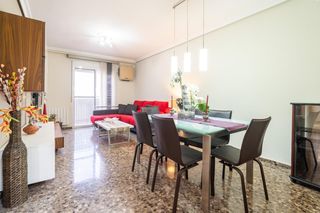 Affitto Appartamento in Plaza Xúquer. Alquiler de vivienda totalmente amueblada y equipada en paiporta