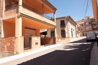 Casa en Calle nueva 48. Casa en chovar