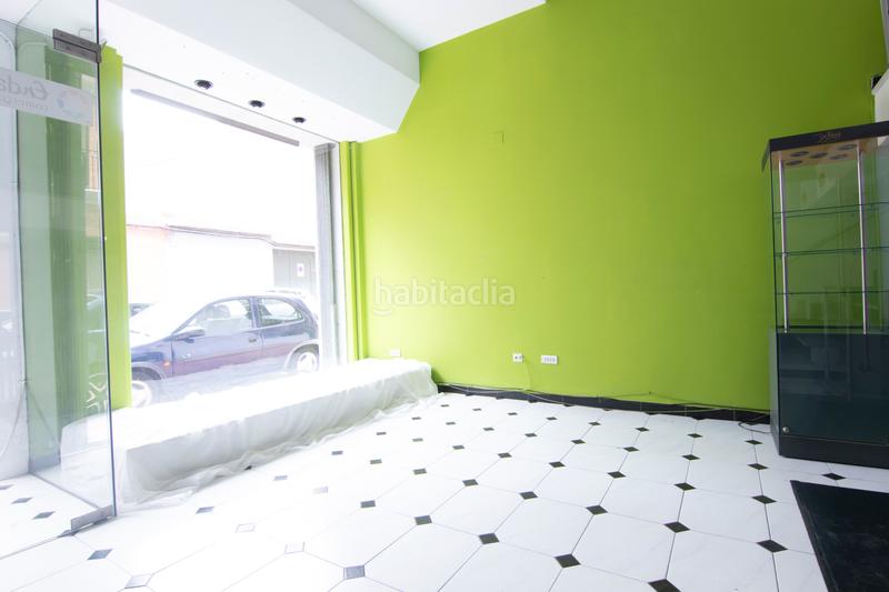 Foto c66088fc-da73-4bac-a23f-92477dee3158. Locale commerciale in carrer benigafull 1 in Vall d´Uixó (la)