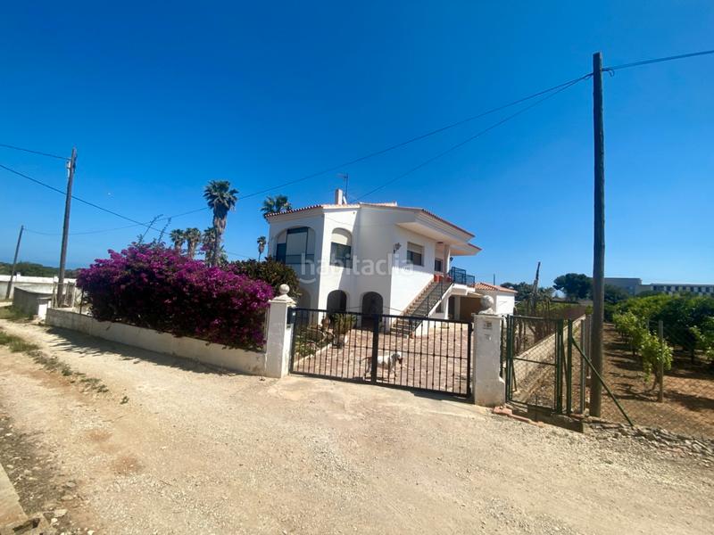 Foto 677475ab-6f6a-4614-bf5c-f4551b6d6092. Chalet with parking in La Xara-La Sella Dénia