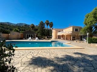 Chalet in La Pedrera-Vessanes