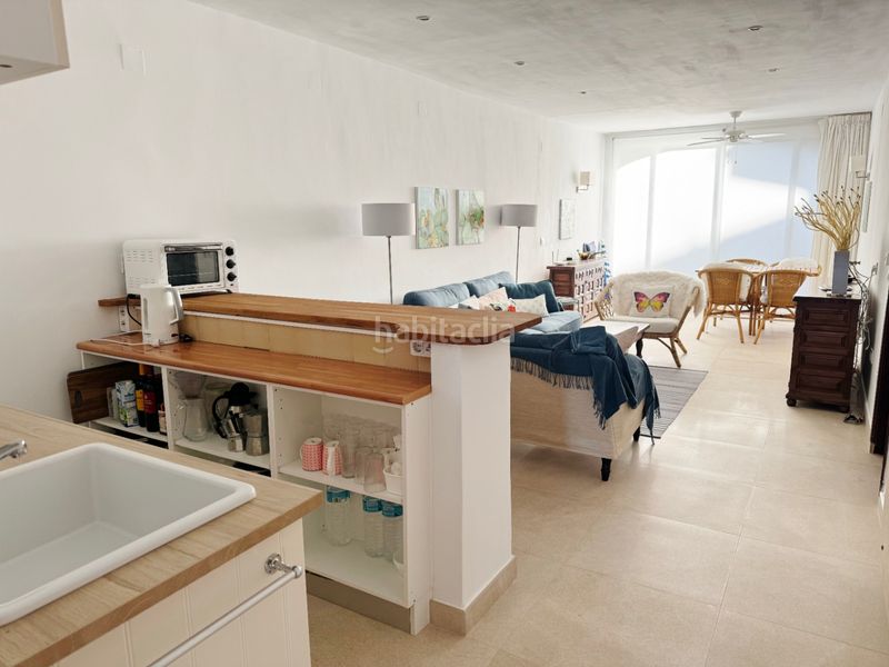 Foto 130416b8-a860-4172-b845-6f20a4b5e602. Apartament amb calefacció aparcament piscina a Les Bovetes - La Felicidad Dénia