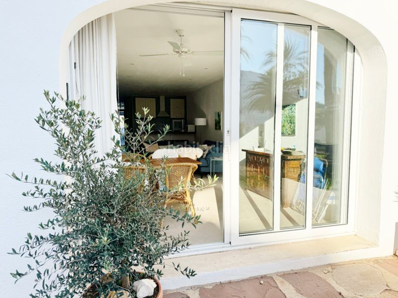 Foto db52c191-fc5b-4795-af3d-658f558c86dd. Apartament amb calefacció aparcament piscina a Les Bovetes - La Felicidad Dénia