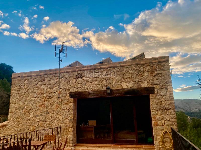 Foto f7dc3c70-9cb6-4894-9730-533d8cc3966a. Xalet amb aparcament a Vall de Laguart