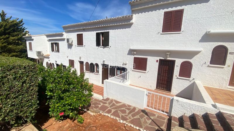 Foto f6ca4431-4f1c-46cb-98c6-14c53cceea77. Casa adossada amb calefacció aparcament piscina a Dénia