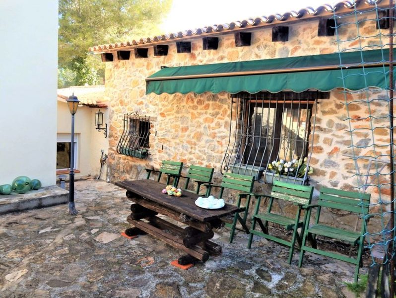 Foto e92267f5-3355-495f-af25-0f4d82fc175b. Chalet en Pedreguer