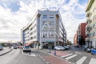 Attique  Carrer bahia blanca