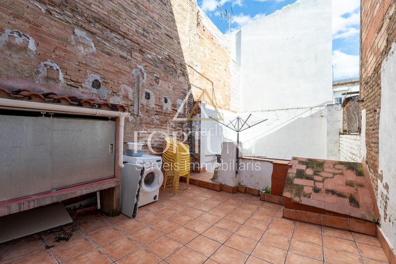 Foto 2dbbeee3-e2fe-4a04-8f1c-71fff7829486. Casa pareada en Morell (El)