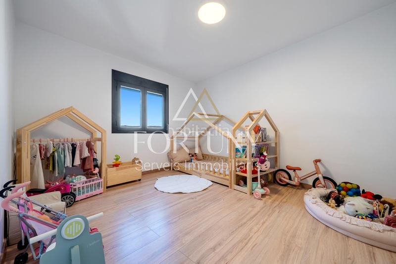 Foto 8bc732fc-c34a-41e6-9135-3660ab90be62. Chalet  en Vinyols i els Arcs