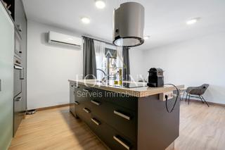 Xalet  Carrer carrer del centre. Chalet en vinyols i els arcs
