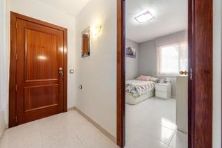 Appartement  Carrer eduard toda. Descubre tu nuevo hogar en el corazón de reus!