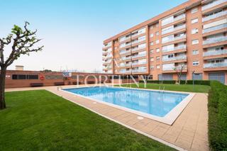 Appartement  Joan busquets crusat. Piso en zona ponent de reus