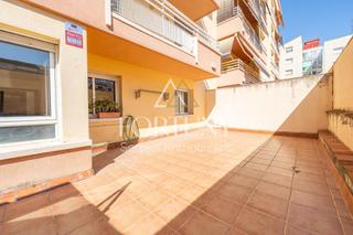 Etagenwohnung  Peiscola. Piso zona centro de reus