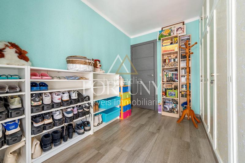 Foto 4472300b-810a-420f-abf9-29296a31cd03. Piso amplio y acogedor piso en carrer oriente en Llevant Reus