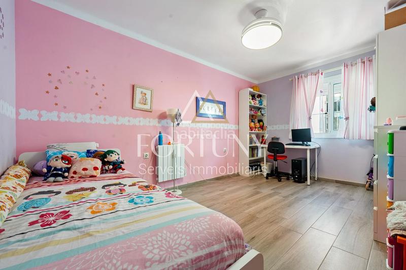 Foto 745c70a4-9ba7-40a1-bace-e1f2502abdd2. Piso amplio y acogedor piso en carrer oriente en Llevant Reus