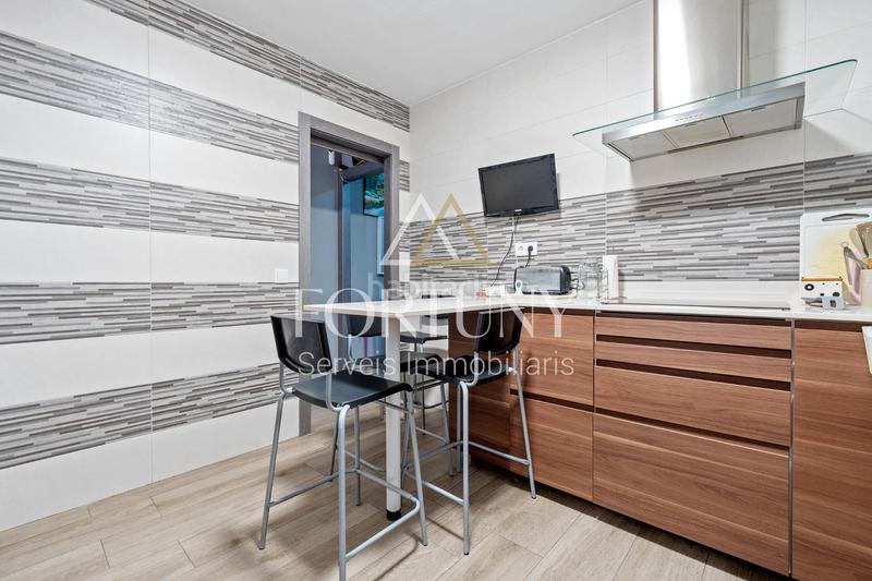 Foto bd59d314-020a-4549-8650-ab43de06d5ab. Piso amplio y acogedor piso en carrer oriente en Llevant Reus