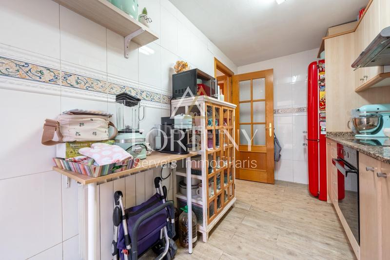 Foto 1ebe1879-a42f-4b7c-a18c-be858db9f995. Appartement avec chauffage dans Centre Reus