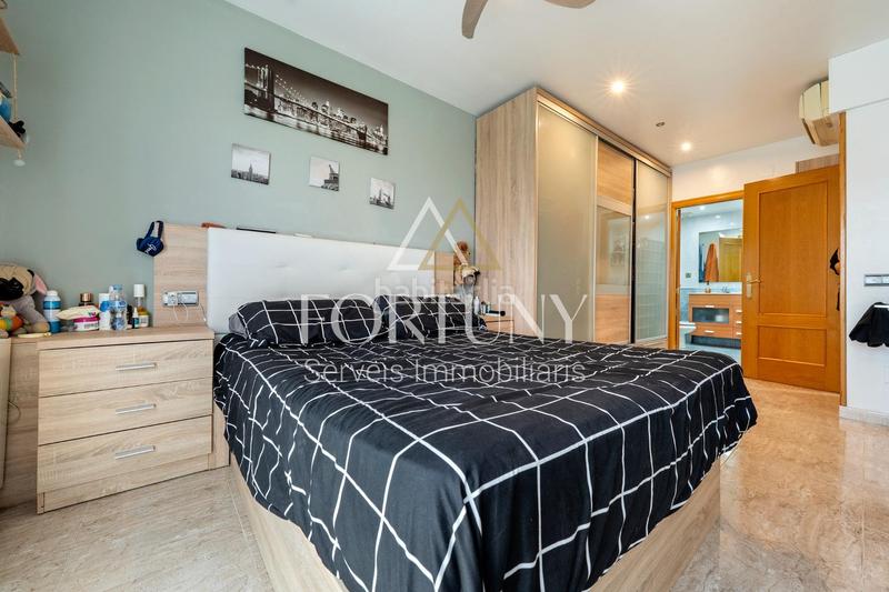 Foto 061f9f21-97c4-4897-8ce1-bf12bb3da095. Reihenhaus mit heizung parking in Castellvell del Camp