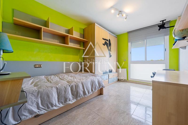 Foto 3b948fc6-c4fc-49eb-9bc6-ca7af1c94f31. Reihenhaus mit heizung parking in Castellvell del Camp