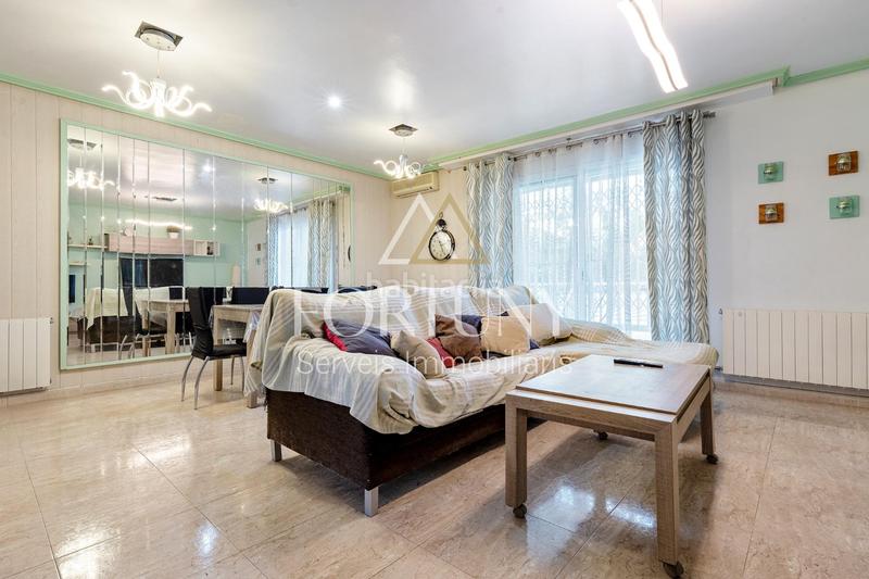 Foto 632dee32-c98f-4e32-a7d0-c97eb22c4c58. Reihenhaus mit heizung parking in Castellvell del Camp