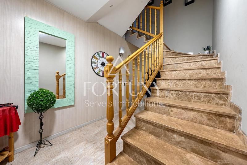 Foto 7e0fea3d-24c5-4826-bbed-7d898a5ba552. Reihenhaus mit heizung parking in Castellvell del Camp