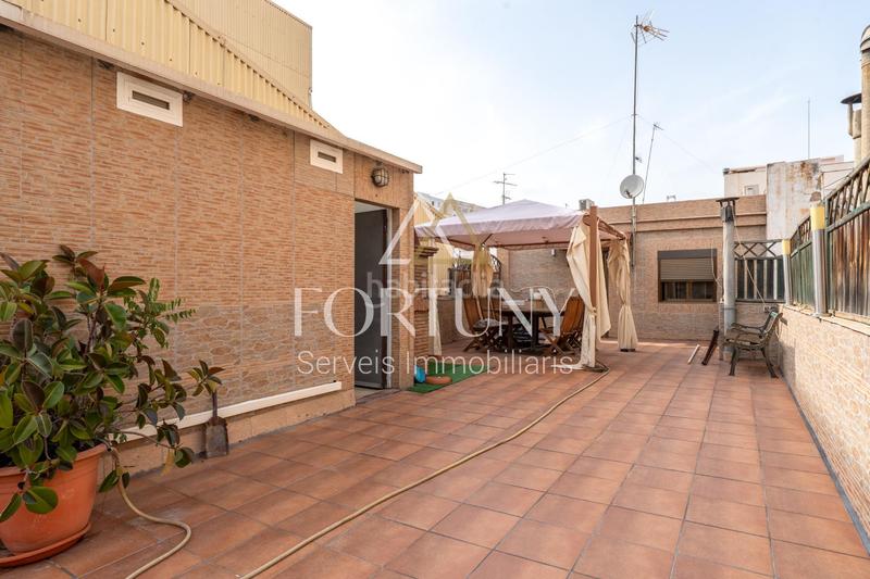 Foto bf56dffb-b655-4a7e-bb5c-5ac9006babcb. Casa aparellada a Centre Reus