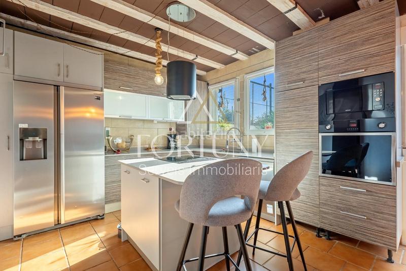 Foto a4039de2-ab8b-4e61-a8a6-d515938809e6. Maison avec chauffage parking dans Llevant Reus