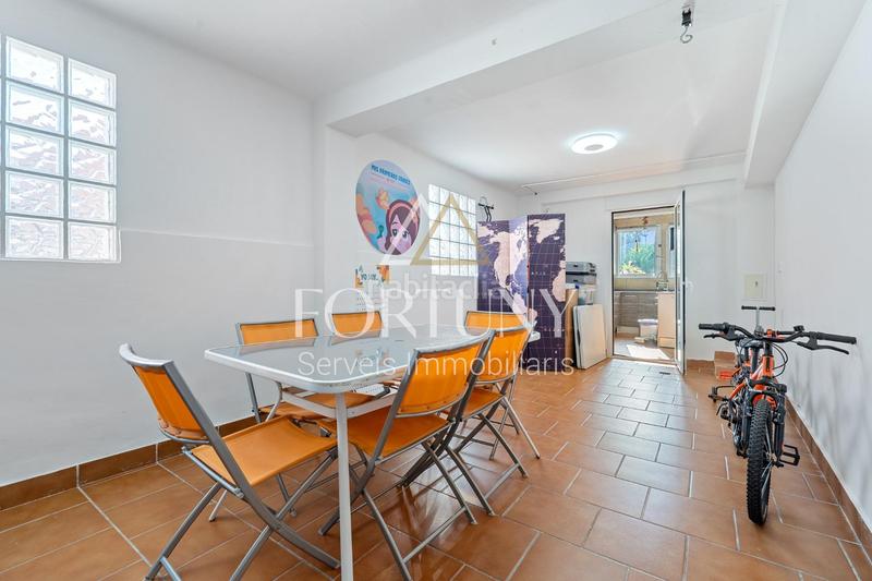 Foto e560be8c-6cc5-4fc7-85a6-31a4290f771f. Maison avec chauffage parking dans Llevant Reus