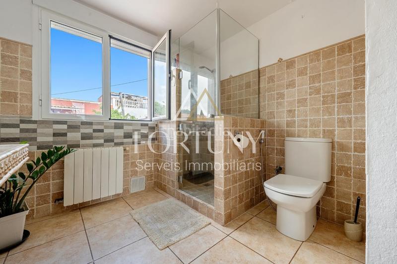 Foto fd8b1a38-386f-437d-adc5-f6ab71edae45. Maison avec chauffage parking dans Llevant Reus