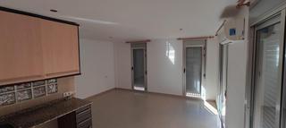 Location Studio  S pancraç. Estudio en alquiler en zona centro de reus