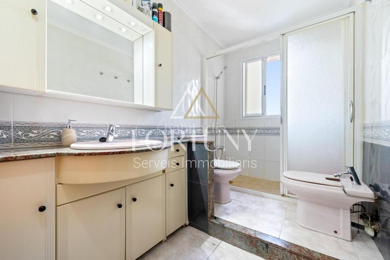 Foto 0f182cf8-2286-44c0-98a6-610d1c9eb2ac. Pis amb aparcament a Torreforta Tarragona