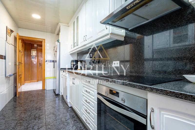 Foto 85ae3a32-a056-4316-9c83-7339f7145dee. Pis amb aparcament a Torreforta Tarragona