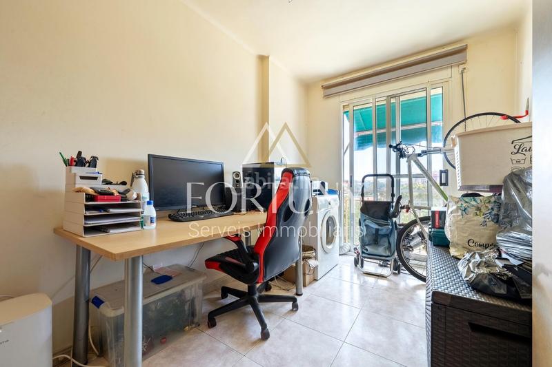 Foto 87a0f801-1cb3-4cb4-9304-a5e178755892. Pis amb aparcament a Torreforta Tarragona