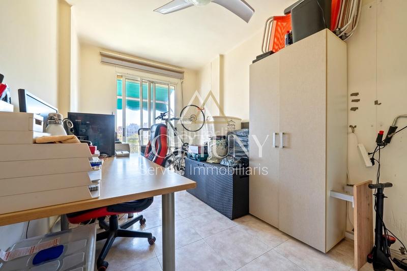 Foto b457b8db-e719-4a31-983d-288e6f825678. Pis amb aparcament a Torreforta Tarragona