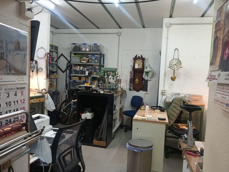 Foto 9ab94fdd-0670-4386-b12a-59e22125e5c3. Local comercial a Centre Reus
