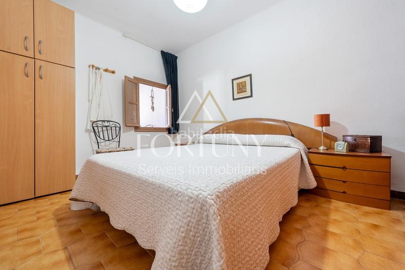 Foto 5755e5b4-86f6-48c9-a64e-f6cc1763599e. Casa adossada amb aparcament a Vila-seca poble Vila-seca