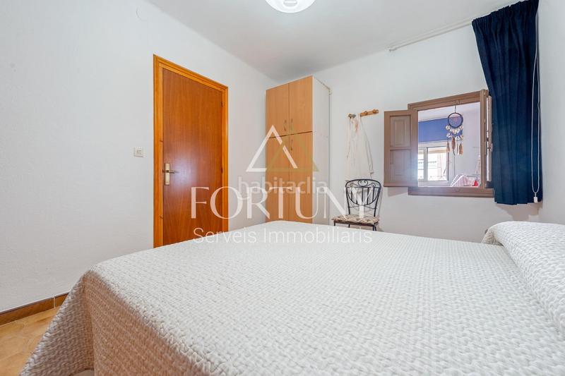 Foto 90dfadbc-9374-4bdb-aa05-c772587ae22b. Casa adossada amb aparcament a Vila-seca poble Vila-seca