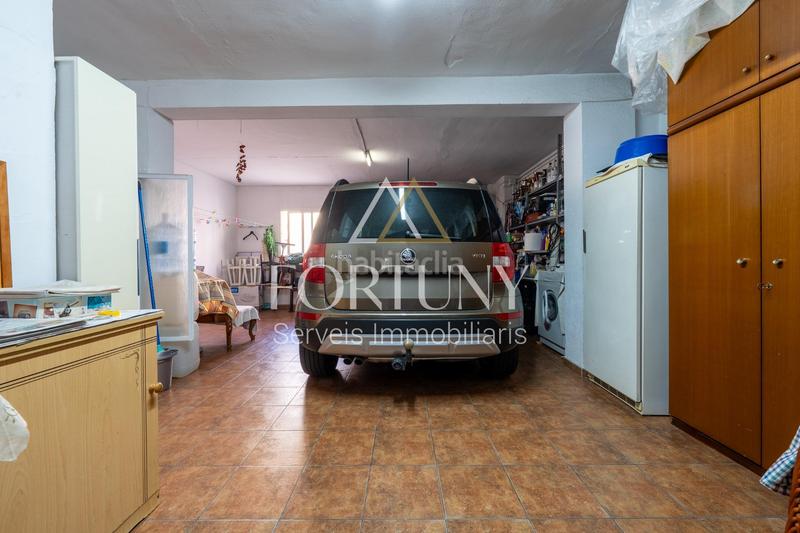 Foto d73337b3-e02d-4ad5-8e90-d2ab36291c3b. Casa adossada amb aparcament a Vila-seca poble Vila-seca