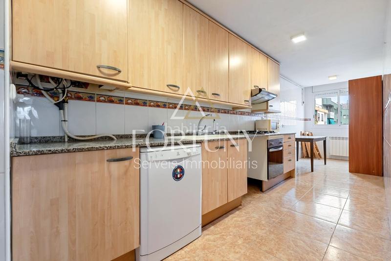 Foto 1f85fdd2-a89f-4700-a41a-db8a413e6b99. Etagenwohnung mit heizung parking in Llevant Reus