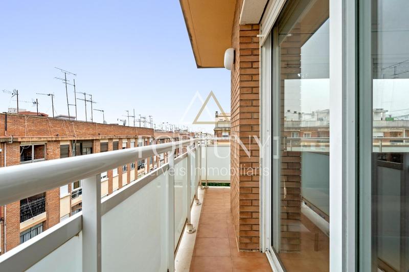 Foto 327338fe-6662-4ccc-a11b-6e63018490ba. Etagenwohnung mit heizung parking in Llevant Reus